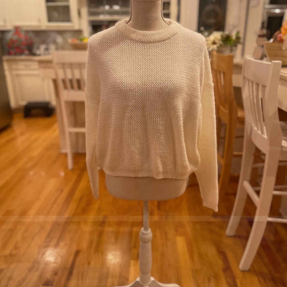 💜 5 for $25 or 3 for $18 Shein off white knit sweater